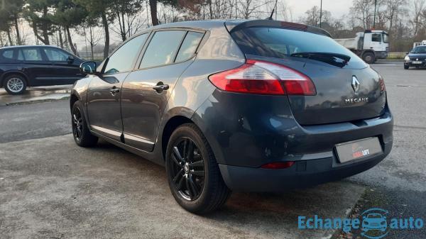 Renault Mégane 3 1.5 DCI 86 CH CARMINAT TOMTOM - GARANTIE 6 MOIS