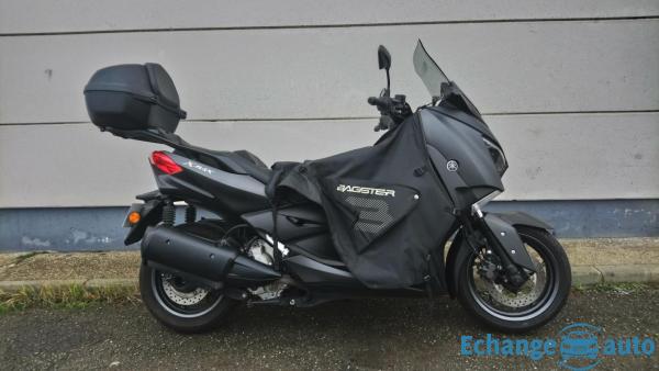 Yamaha X-MAX 300