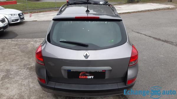 Renault Clio 3 1.5 DCI 85ch TOMTOM