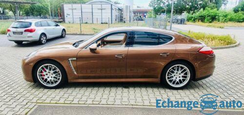 Porsche Panamera Turbo