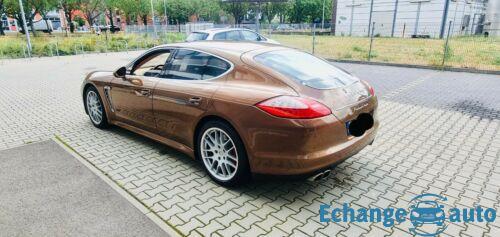 Porsche Panamera Turbo