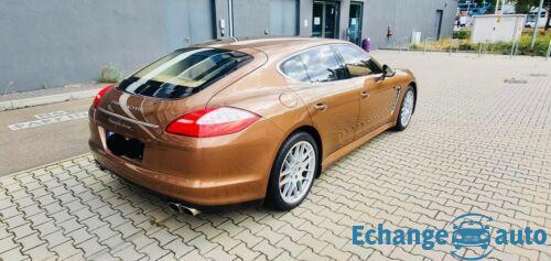 Porsche Panamera Turbo