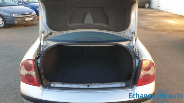 Volkswagen Passat 1.9 TDI - 130 Business Line