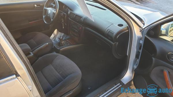 Volkswagen Passat 1.9 TDI - 130 Business Line