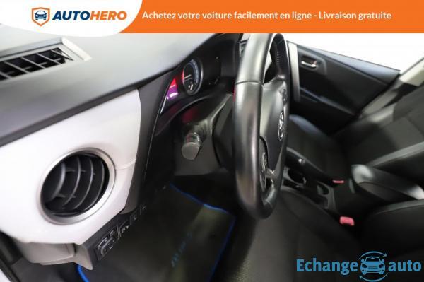 Toyota Auris 1.8 Hybrid Lounge 136 H