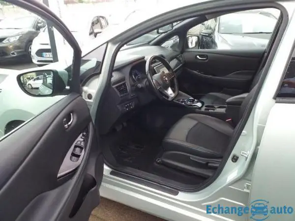 Nissan Leaf 40 KWH TEKNA