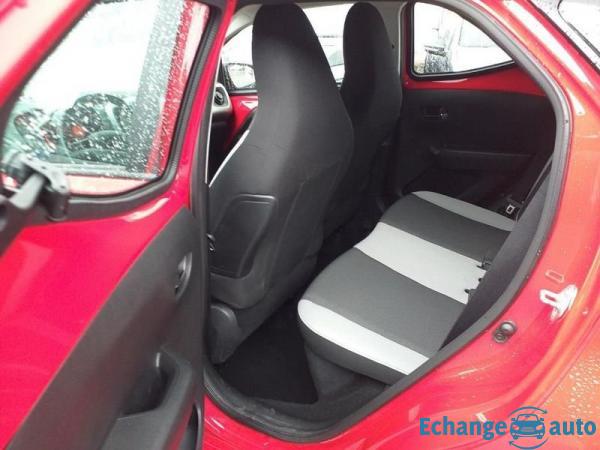 Toyota Aygo 1.0 VVT -I X WAVE 3