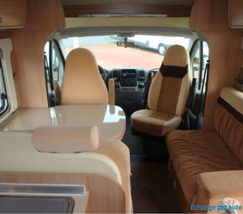 camping car Bustner ixeo it 720 état neuf