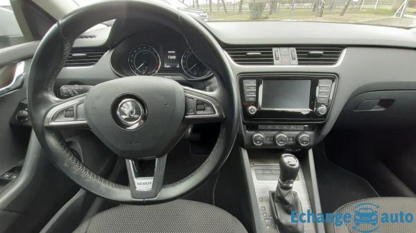 Skoda Octavia 2.0 TDI 4x4 DSG 184CH SCOUT COMBI