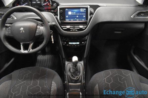 Peugeot 2008 (2) 1.2 PURETECH 130 S&S SIGNATURE