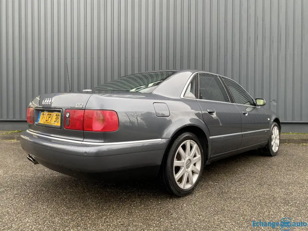 Audi A8 W12 Quattro full options 1 ère main