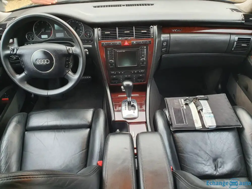 Audi A8 W12 Quattro full options 1 ère main