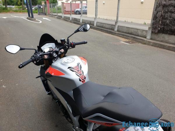 Aprilia TUONO 1100RR 1100 RR V4