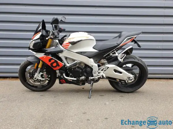 Aprilia TUONO 1100RR 1100 RR V4
