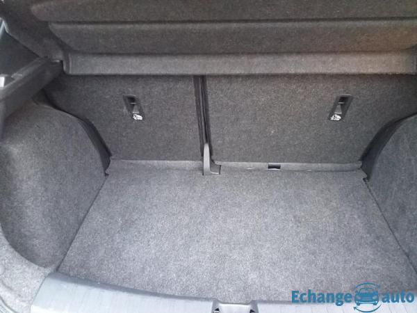 Nissan Micra MADE IN FRANCE 1 0L 71 BVM5