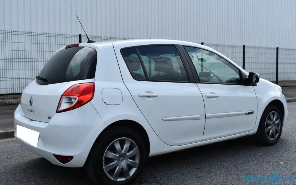 Renault Clio 3 1.5 DCI 75 NIGHT&DAY ECO2