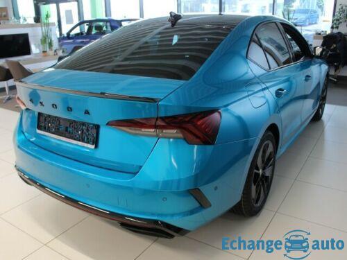 Skoda Octavia 2.0TSI RS DSG Limo First