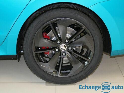 Skoda Octavia 2.0TSI RS DSG Limo First