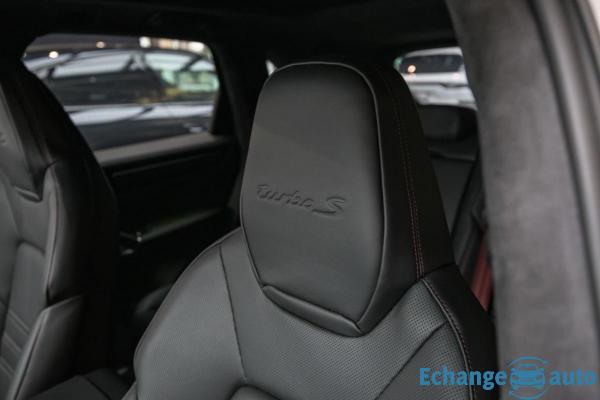 Porsche Cayenne Turbo S E-Hybrid En Stock