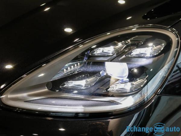 Porsche Cayenne E-Hybrid En Stock