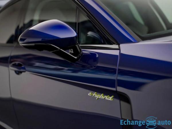 Porsche Panamera 4 E-Hybrid En Stock