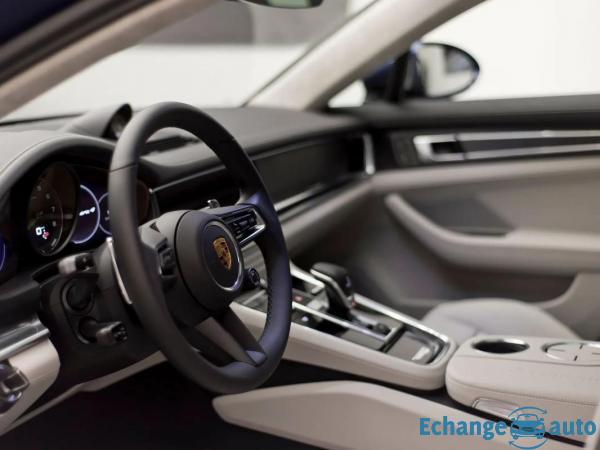 Porsche Panamera 4 E-Hybrid En Stock