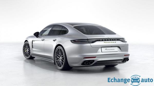 Porsche Panamera Turbo S E-Hybrid En Stock