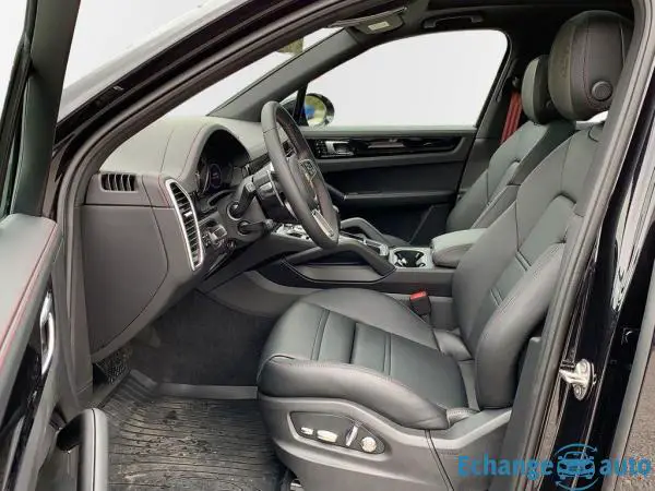 Porsche Cayenne E-Hybrid En Stock