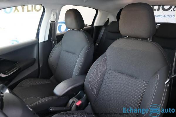 Peugeot 208 (2) 1.2 PURETECH 82 ALLURE 5P