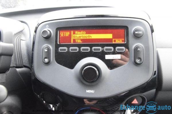 Peugeot 108 1.0 VTI 72 S&S STYLE 5P