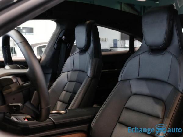 Porsche taycan Turbo S - En Stock