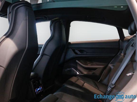 Porsche taycan Turbo - En Stock