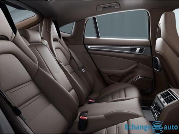 Porsche Panamera 4 E-Hybrid - En Stock