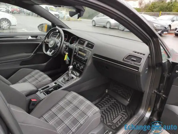 Volkswagen Golf 2.0 TDI 184 BlueMotion Technology FAP DSG6 GTD