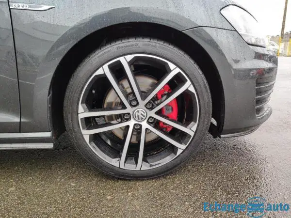 Volkswagen Golf 2.0 TDI 184 BlueMotion Technology FAP DSG6 GTD