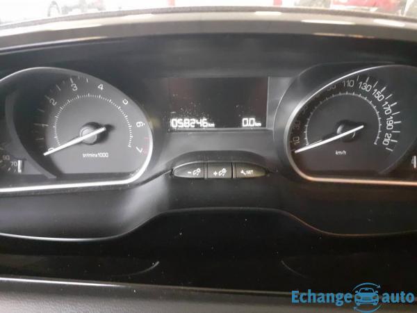 Peugeot 208 Affaire 1.2 PURETECH 82 PREMIUM PACK