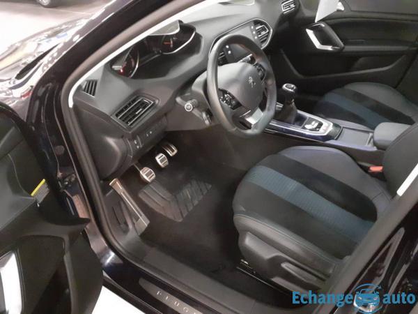 Peugeot 308 II Puretech 130 S&amp;S Tech Edition