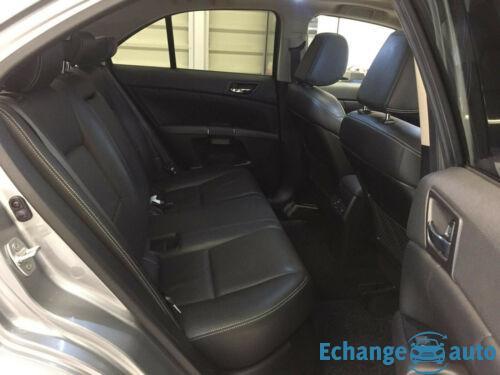 Suzuki Kizashi 2.4 SPORT Allrad