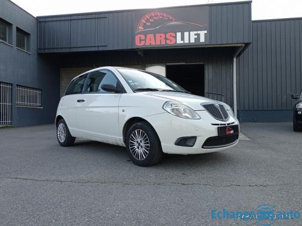 Lancia Ypsilon 1.3 Mjtd 75