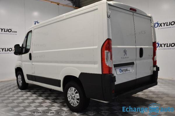 Peugeot Boxer FOURGON TOLE 335 L1H1 BLUEHDI 140 S&S PREMIUM