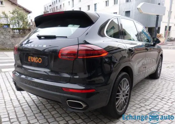 Porsche Cayenne 92A 3.0 TDi DPF V6-262 AWD 24V Tiptronic S 262 CV Boîte auto