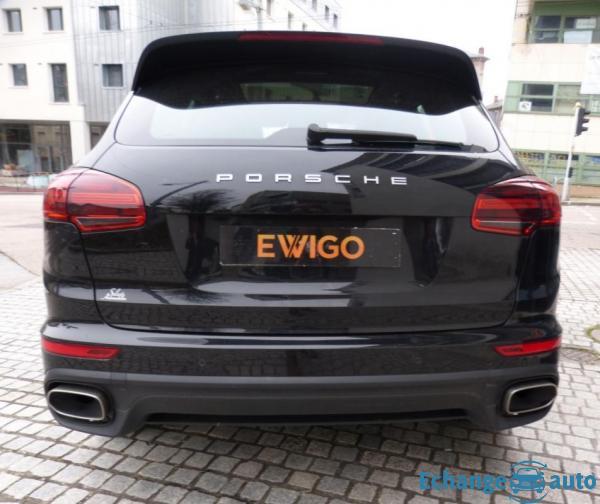 Porsche Cayenne 92A 3.0 TDi DPF V6-262 AWD 24V Tiptronic S 262 CV Boîte auto