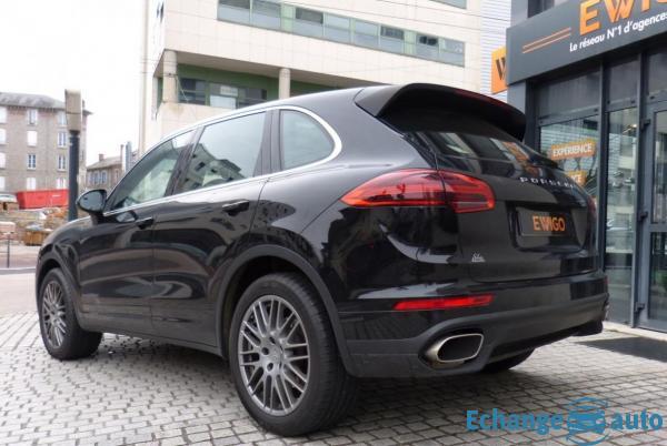 Porsche Cayenne 92A 3.0 TDi DPF V6-262 AWD 24V Tiptronic S 262 CV Boîte auto