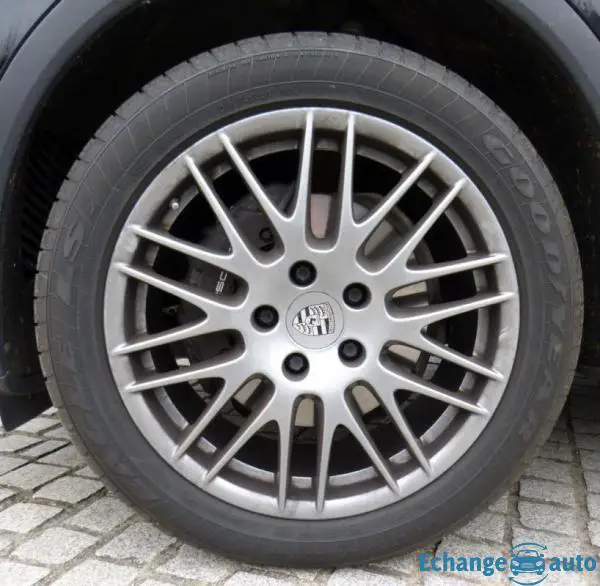 Porsche Cayenne 92A 3.0 TDi DPF V6-262 AWD 24V Tiptronic S 262 CV Boîte auto