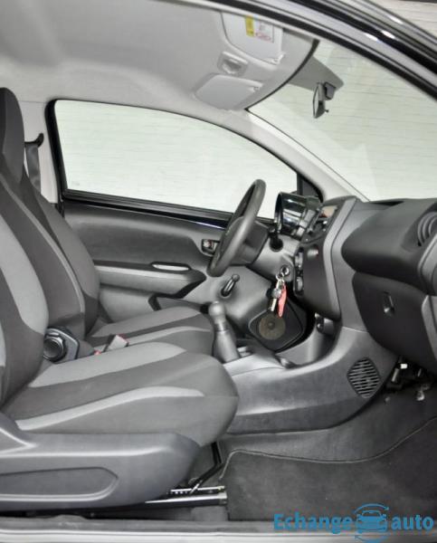 Peugeot 108 1.0 VTi 69cv