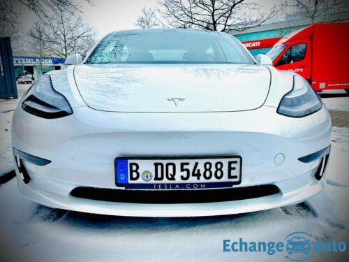 Tesla Model 3 Performance