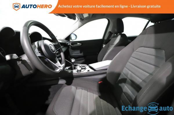 Alfa Romeo Giulia 2.2 JTDM Basis 150 ch