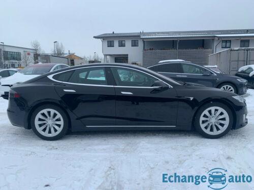 Tesla Model S 90 D