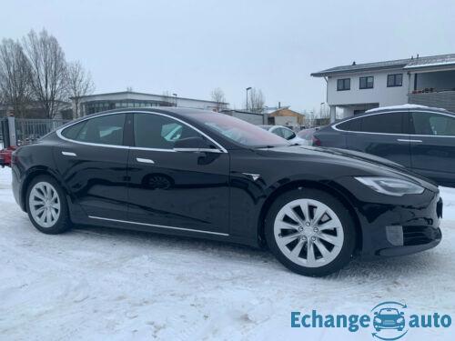 Tesla Model S 90 D