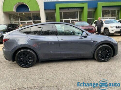 Tesla Model Y Long Range AWD
